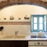 Villa Historia Ía